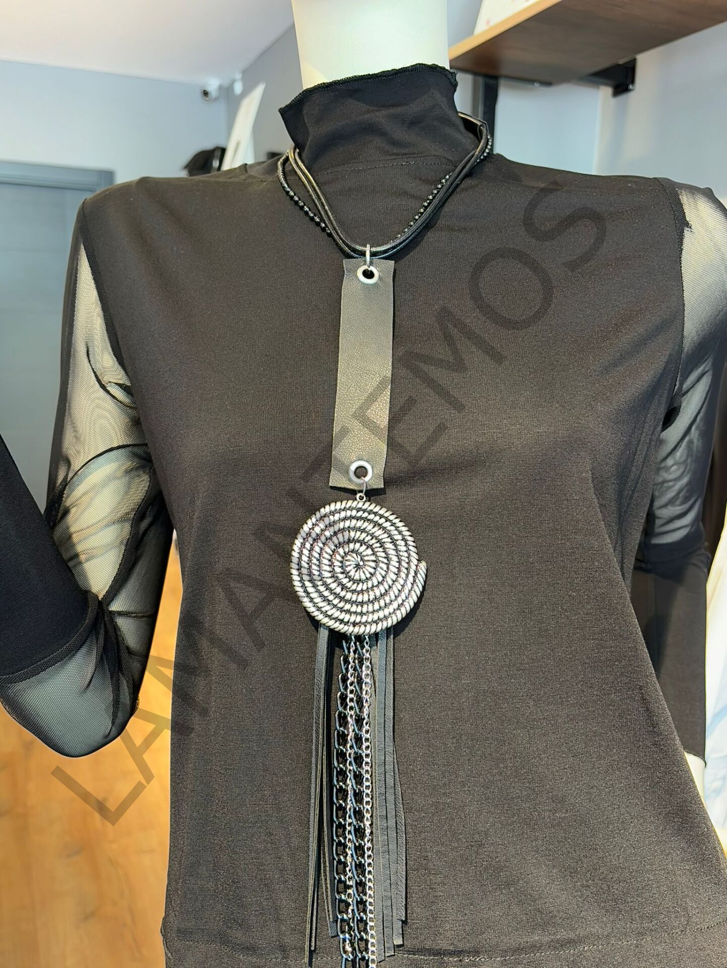 OMPU KOLYE SİYAH - STD