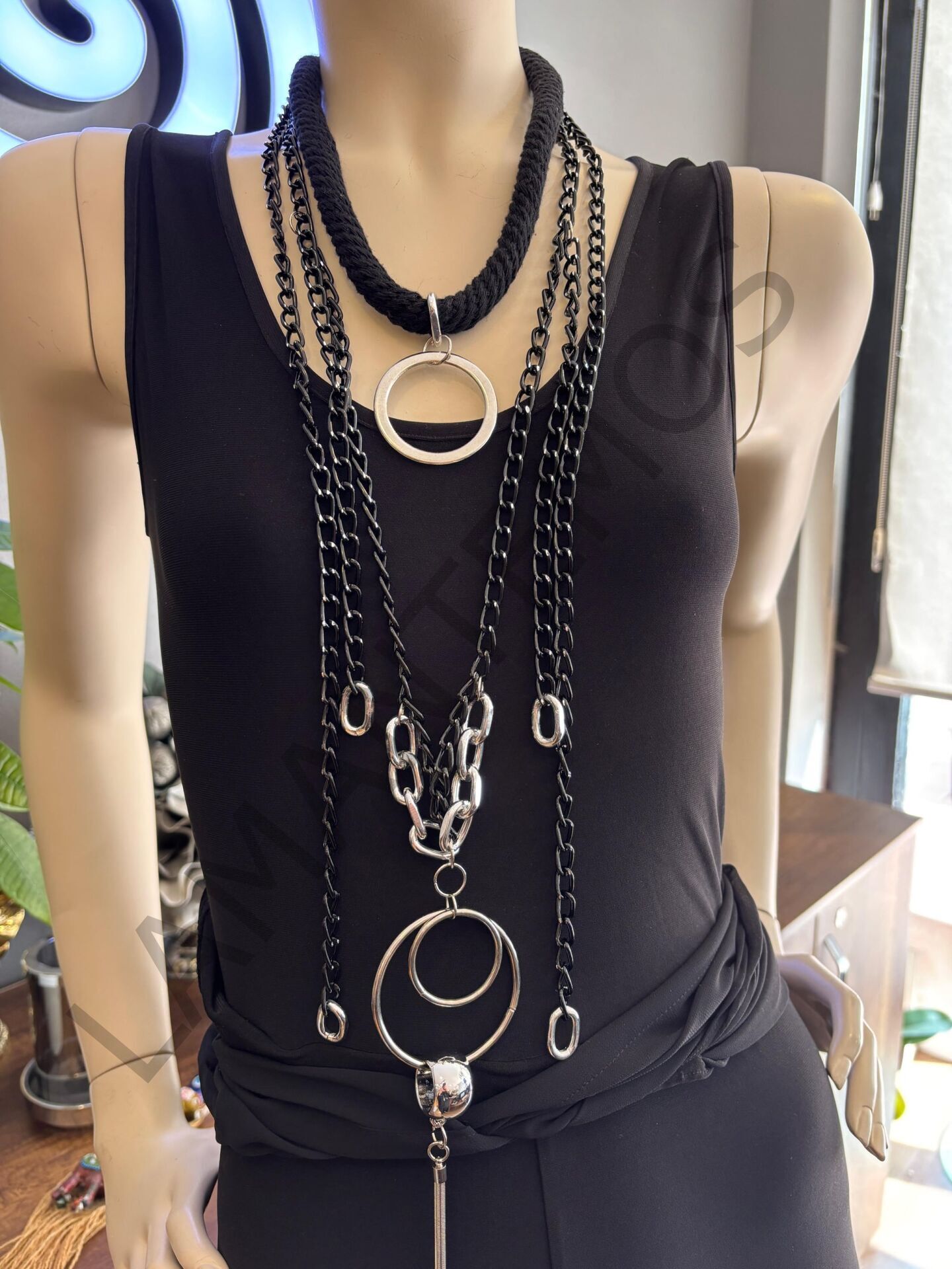 SAPY KOLYE SİYAH - STD