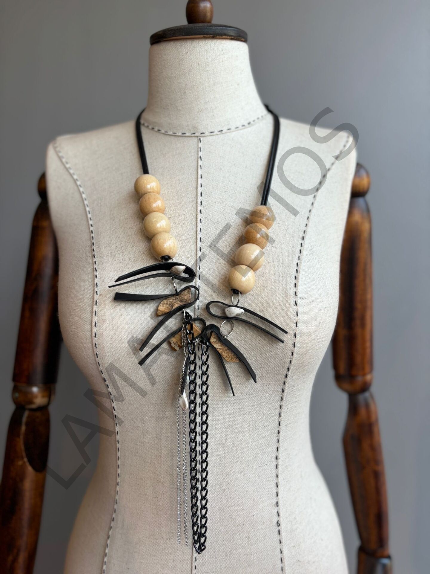 POİME KOLYE SİYAH - STD