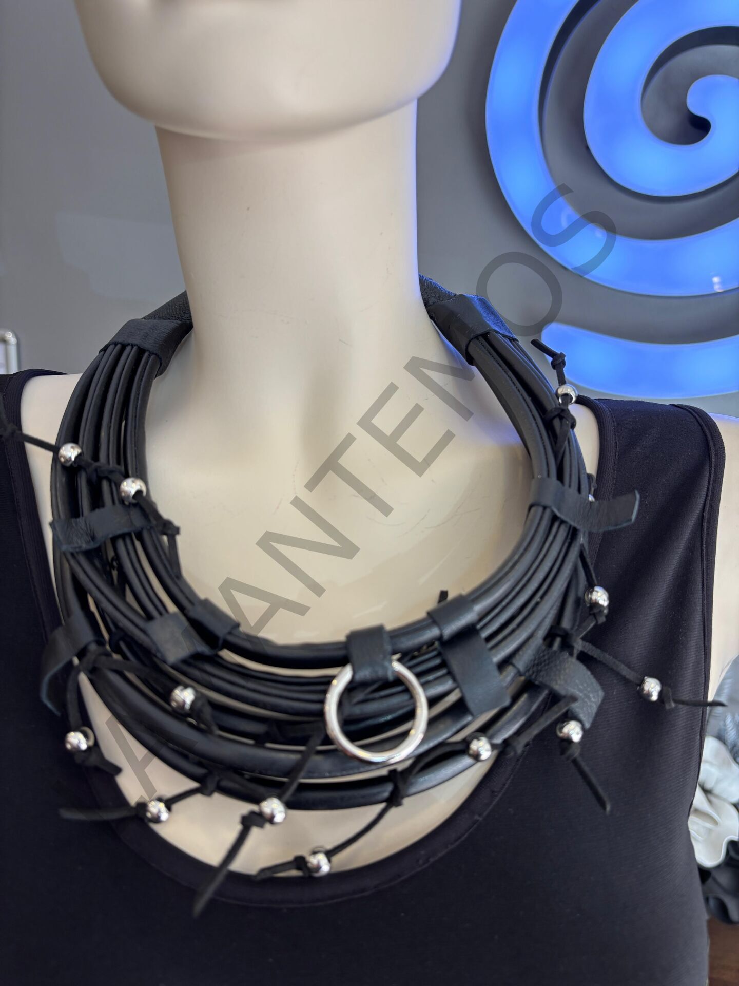 TOVA KOLYE SİYAH - STD