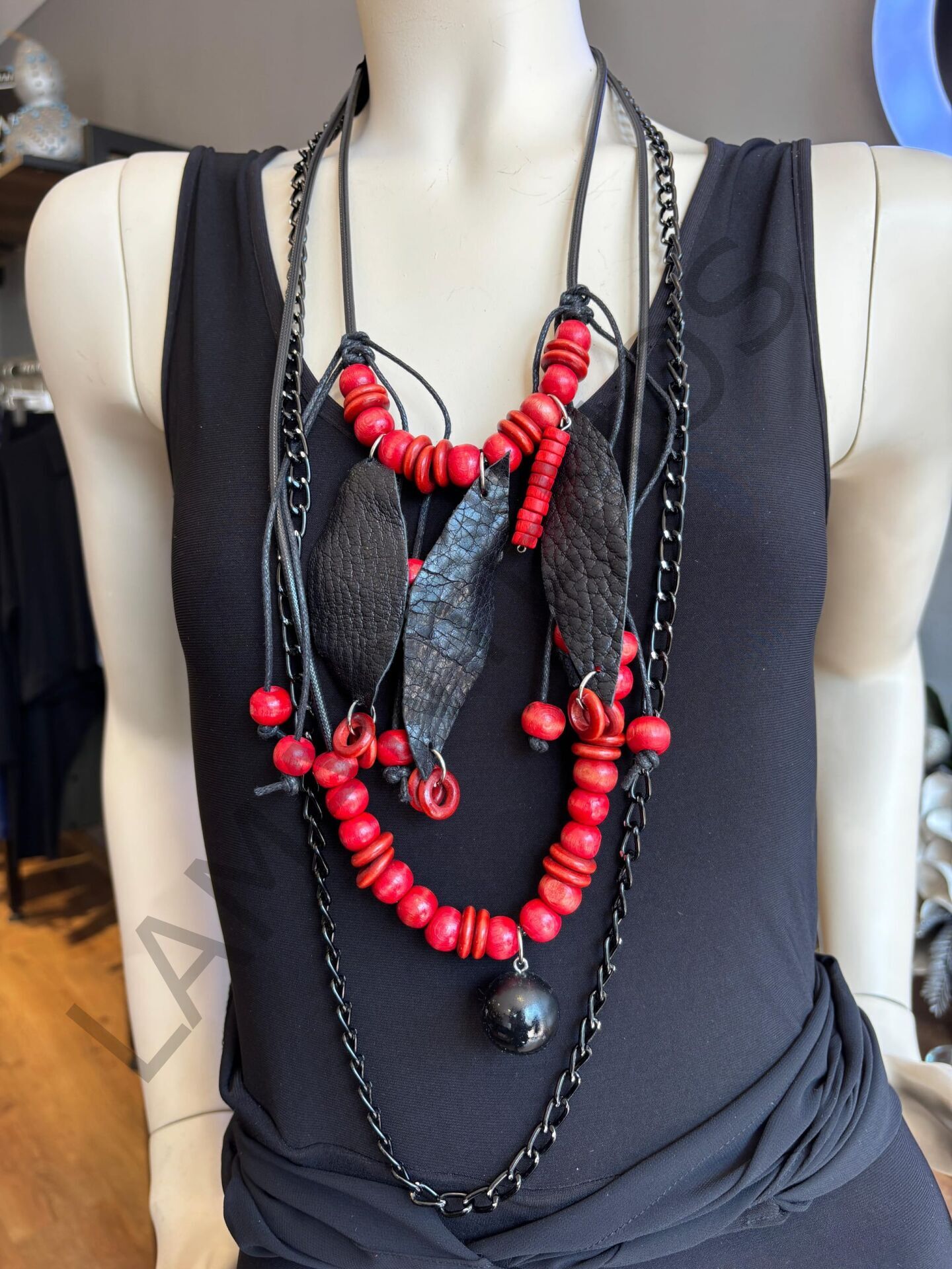 RİİFU KOLYE SİYAH - STD