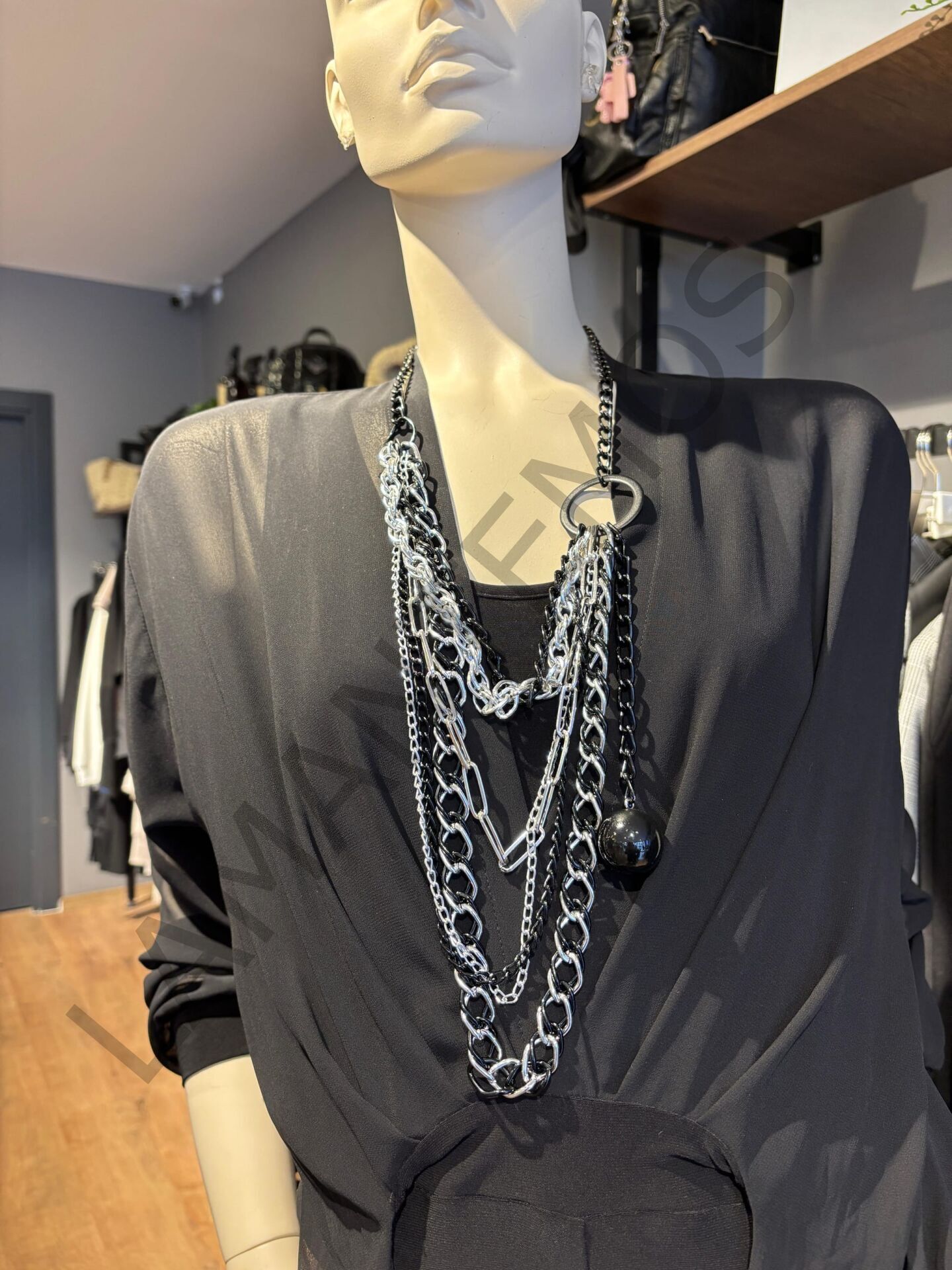 SECAS KOLYE SİYAH - STD