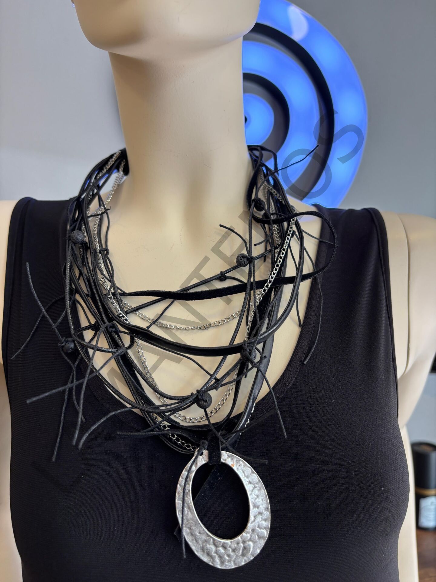 ONLYN KOLYE SİYAH - STD