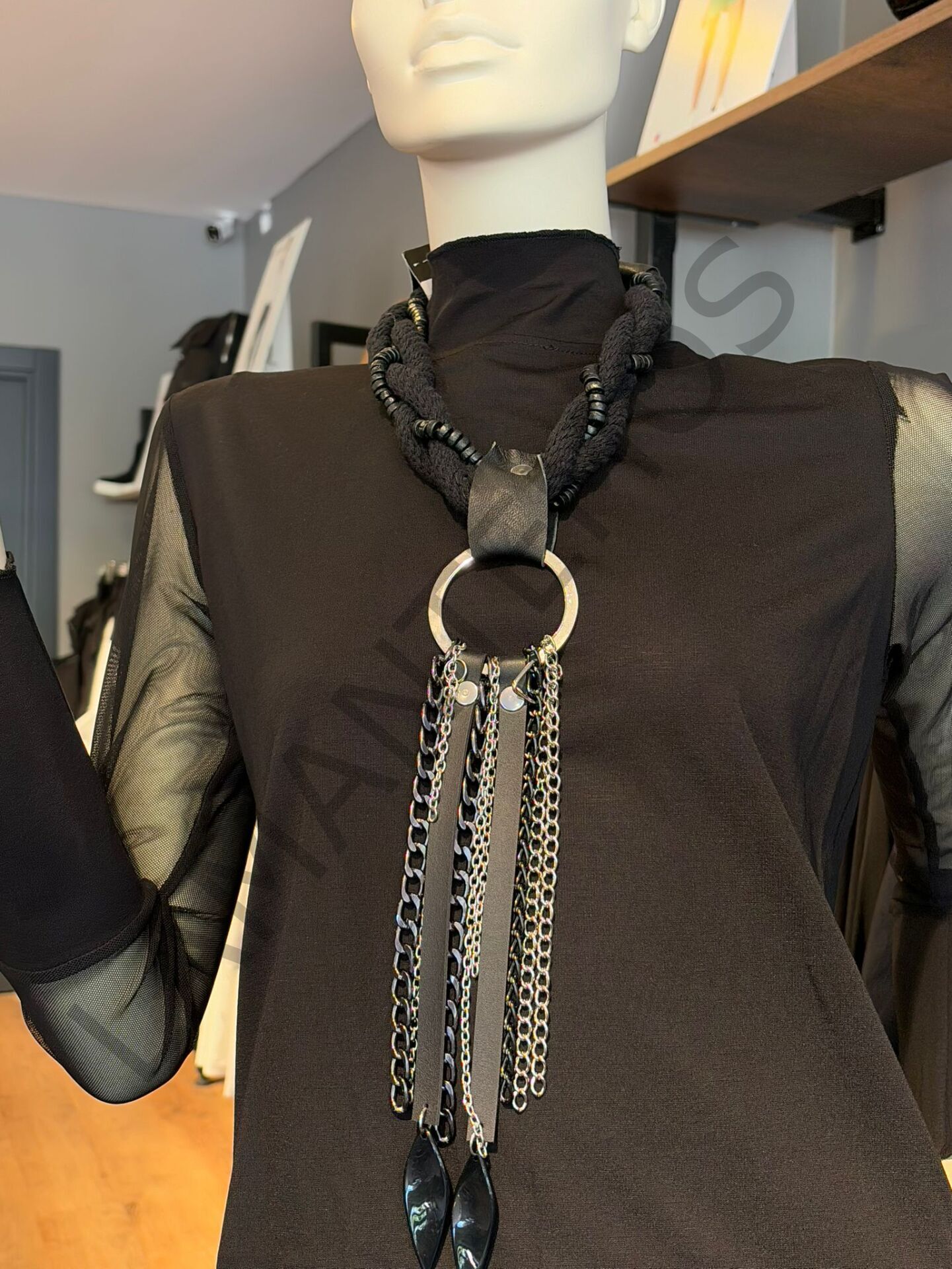 SUEMA KOLYE SİYAH - STD